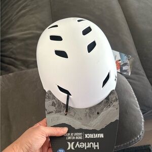 Hurley Classic White Snow Helmet